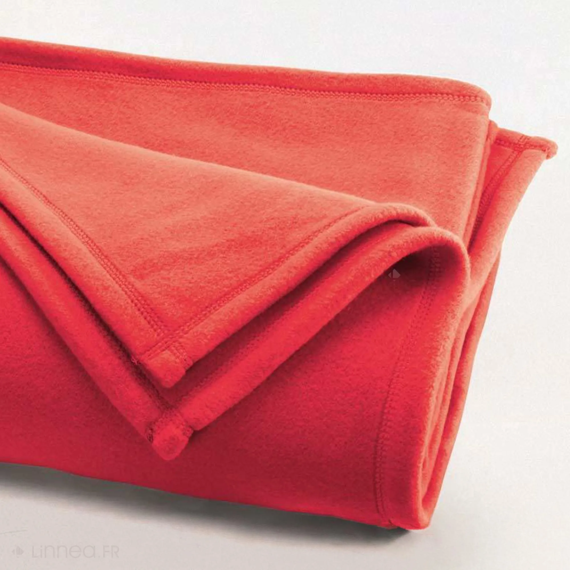 Couverture polaire 240x260 cm Isba, Fraise - 100% Polyester 320 g/m2, traité non-feu