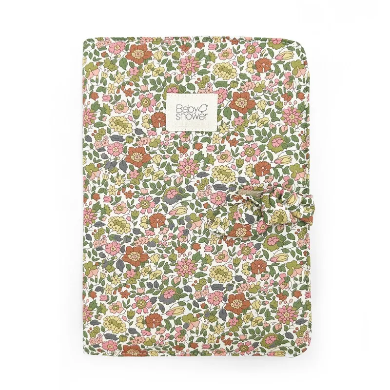 protege carnet sante knot liberty theresa